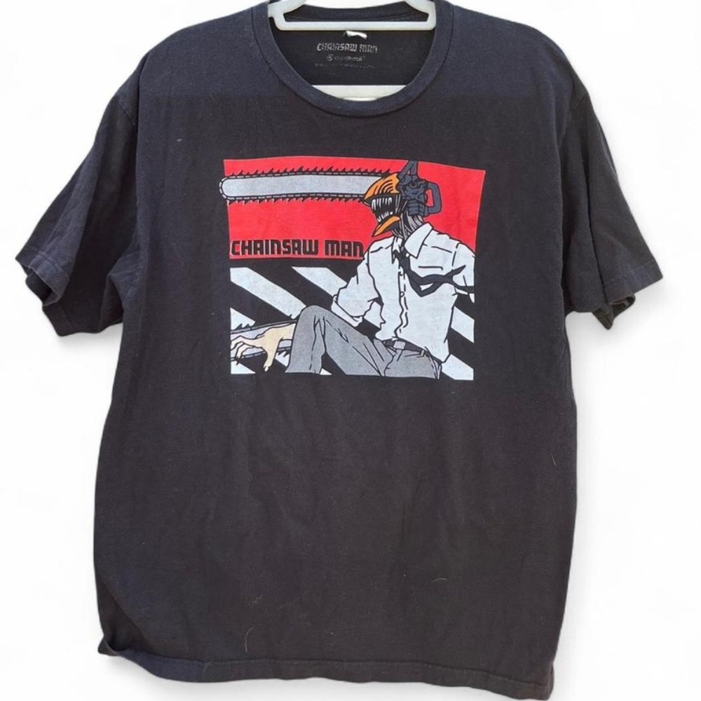 Cartoon Network Chainsaw Man Graphic Tee - Black, Red, Gray